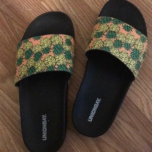 Pineapple Slides